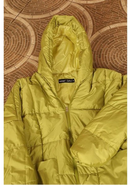 Kapitone Kumaş Fermuarlı Yaka Kısa Boy Oversize/salaş Kadın Mont-Yağ Yeşili