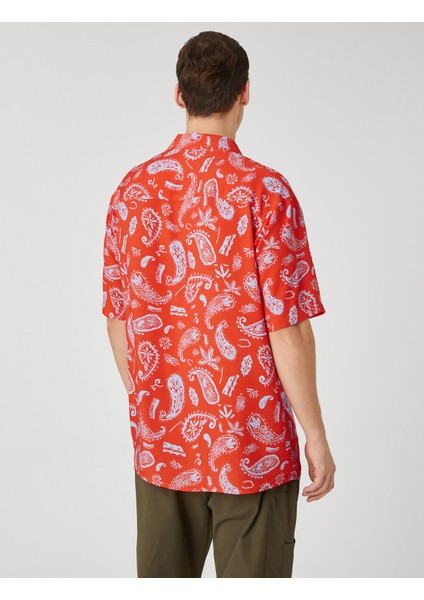 Yazlık Gömlek Kısa Kollu Devrik Yaka Etnik Baskı Detaylı fırsatları