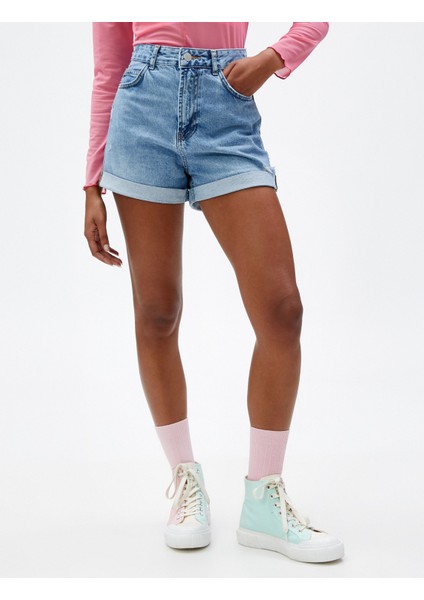 Mini Kot Şort Yırtık Katlama Detaylı Cepli modelleri