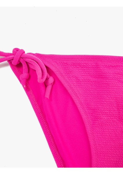 Brazilian Bikini Altı Basic Dokulu Yanları Bağlama Detaylı modelleri