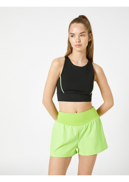 Kısa Spor Şort Beli Lastik Detaylı