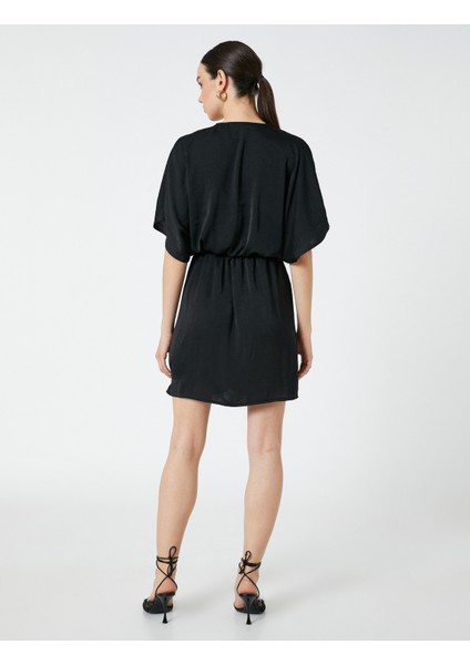 Mini Elbise Anvelop V Yaka Kısa Kollu fırsatları