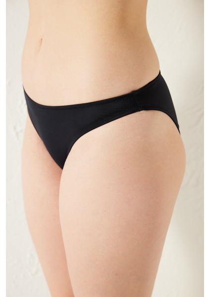 Siyah Basic Slip Bikini Altı modelleri