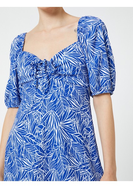 Tropikal Desenli Mini Elbise Kalp Yaka indirimleri