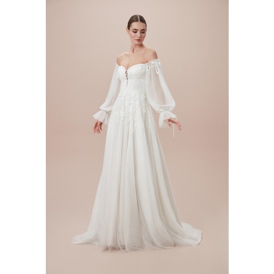 Viola Chan Dantel Işlemeli Düşük Omuzlu Uzun Balon Kollu A Fiyatı