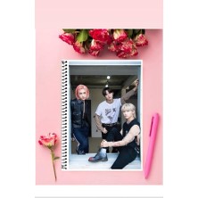 Anime And Your World Felix Stray Kids  Defter 1 Adet Özel Tasarım A4 Boyutu Telli Kareli Defter 21*29 cm