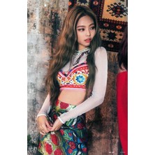 Anime And Your World Blackpink(Rose-Lisa-Jennie-Jisoo Defter 1 Adet A4 Boyutu 21*29 cm Telli Çizgili Büyük Boy Defter