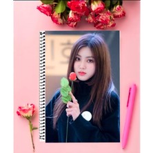 Anime And Your World Clc ( Seungyeon, Seunghee, Sorn, Elkie, Eunbin, Yujin ve Yeeun) 1 Adet  Defter A4 Boyutu 21*29 cm