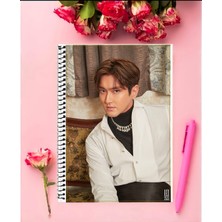 Super Junior Kpop   Defter 1 Adet Özel Tasarım A4 Boyutu 21*29 cm  Telli Kareli Defter