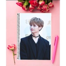 Anime And Your World Seventeen Kpop Defter 1 Adet Özel Tasarım A4 Boyutu 21*29 cm  Telli Kareli Defter