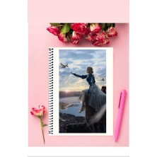 Anime And Your World Violet Evergarden Anime Defter 1 Adet Özel Tasarım A4 Boyutu Telli Kareli Defter 21*29 cm