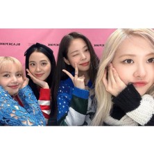 Anime And Your World Blackpink(Rose-Lisa-Jennie-Jisoo Defter 1 Adet A4 Boyutu 21*29 cm Telli Çizgili Büyük Boy Defter