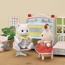 Sylvanian Families Köy Doktoru Başlangıç Seti 5705