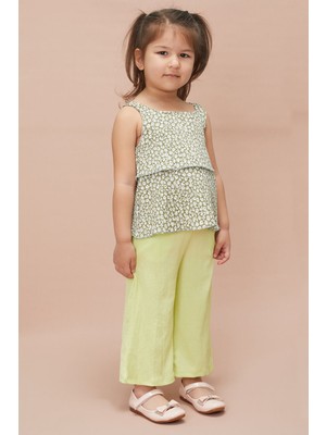 Cansın Mini Kız Çocuk Yeşil Çiçekli Askılı Bluzlu Pantolonlu Takım 15146