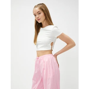 Basic Crop Tişört Pencere Detaylı Bisiklet Yaka