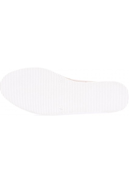 535-23Y Kadin Lazerli V Tokali Lastik Detayli Comfort Ayakkabi indirimleri