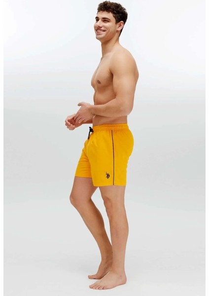 22002 Sarı Cepli Orta Boy Erkek Deniz Şortu