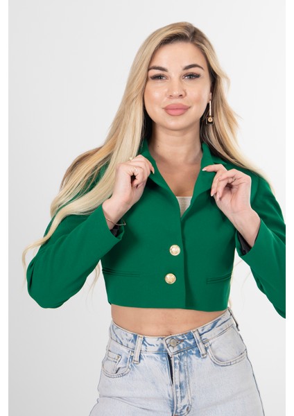 Zümrüt Metal Düğmeli Cep Görünümlü Crop Ceket 0105128.123 fırsatları