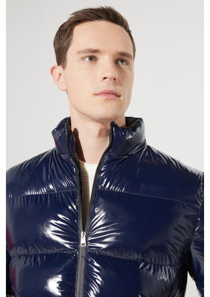 ALTINYILDIZ CLASSICS Erkek Lacivert Standart Fit Normal Kesim Soğuk Geçirmez Casual Mont modelleri