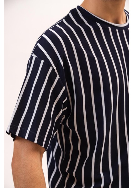 Erkek Tişört-Shirt Çizgili Desen Bol Kalıp Tshirt fırsatları