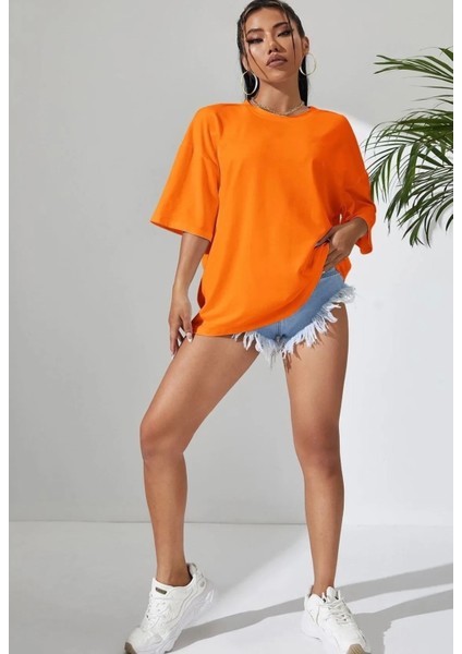 Büyük Beden Kelebek Sırt Baskılı Pamuk Oversize Kadın T-Shirt fiyatları