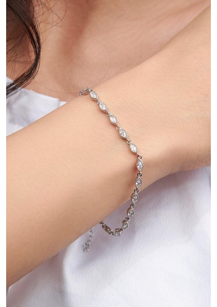 Gümüş Mekik Beyaz Zirkon Taşlı Pırlanta Modeli Su Yolu Bileklik