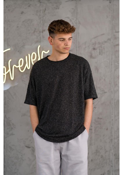 Oversize Bisiklet Yaka Likralı Erkek Yazlık T-Shirt modelleri