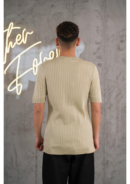 Slimfit Likralı Sıfır Yaka Erkek Tişörtriko T-Shirt fırsatları