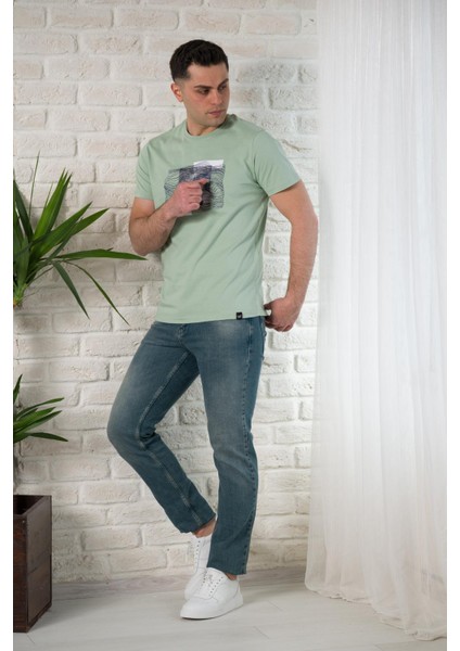 Regular Fit Pamuklu Baskı Detaylı Erkekyazlık T-Shirt fiyatları