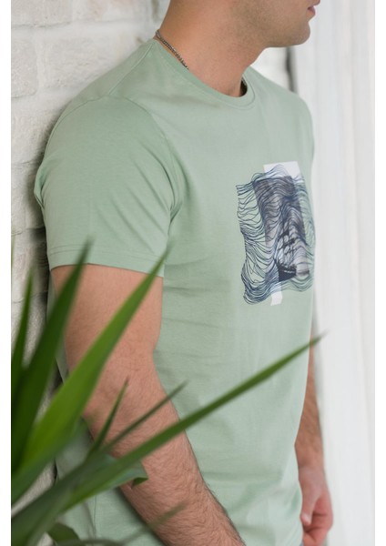 Regular Fit Pamuklu Baskı Detaylı Erkekyazlık T-Shirt fırsatları