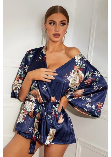 Kadın Lacivert Çiçek Desenli Kimono fiyatları