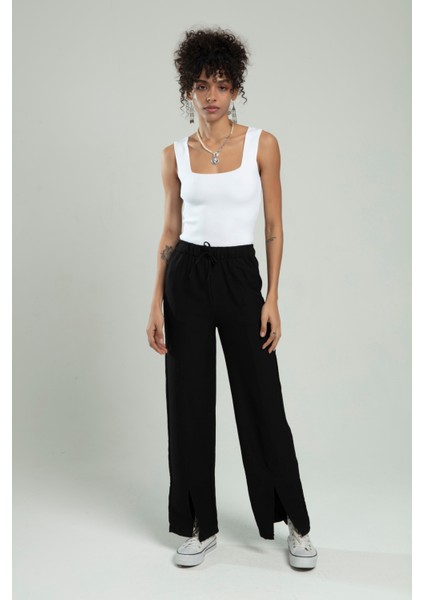 Beyaz Renkli Kare Yaka Kadın Spor Askılı Triko Atlet Crop Top Bluz SFYZ1001 modelleri