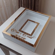 Verda Çerçeve 30X40 cm Yarı Beyaz-Gold Pleksi Gül Anı Çerçevesi! Fotoğraf Çerçevesi! Gül Anı Çerçevesi-Hkm TICARET30X40 cm Yarı Pleksi Gül Anı Çerçevesi! Fotoğraf Çerçevesi! Gül Anı Çerçevesi-Hkm Ticaret