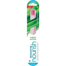 Sensodyne Nourısh Yumuşak Kıllı Sağlıklı Temizlik Diş Fırçası Renkli 1 Adet
