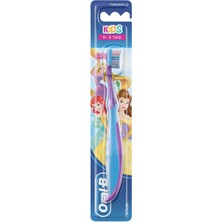 Oral-B Stages Çocuk Diş Fırçası ( 2 - 4 Yaş )