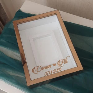 Verda Çerçeve 25X35 cm Bronz Pleksi Kaplı Fotoğraf Alanlı Model Tasarım Gül Kutusu Anı Çerçevesi! Yeni Model Çerçeve!