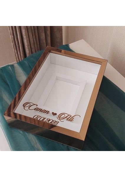 25X35 cm Bronz Pleksi Kaplı Fotoğraf Alanlı Model Tasarım Gül Kutusu Anı Çerçevesi! Yeni Model Çerçeve!