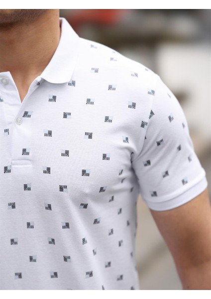 Beyaz Renk Kare Desenli Erkek Polo Tişört modelleri