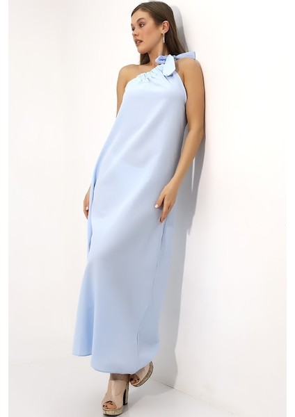 Kadın Açık Mavi Omuzdan Bağlamalı Maxi Boy Dekoalteli Poplin Dokuma Elbise HZL22S-DSB110031