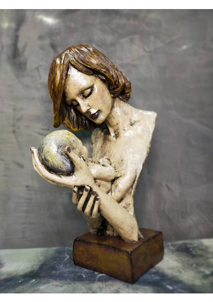 Anne Bebek Polyester Dekoratif Biblo