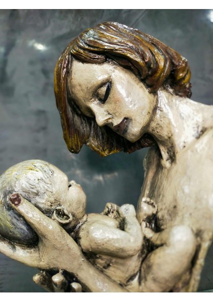 Anne Bebek Polyester Dekoratif Biblo