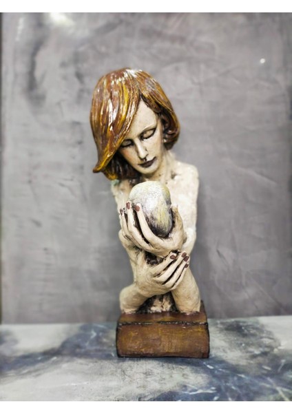 Anne Bebek Polyester Dekoratif Biblo