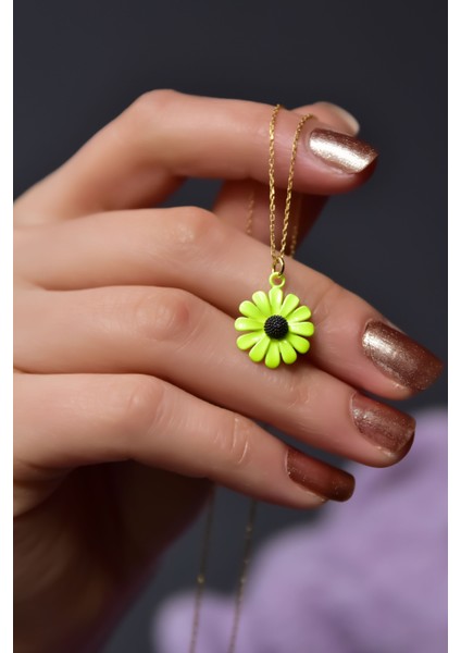 925 Ayar Gümüş Gold Kaplama Fosforlu Papatya Kolye