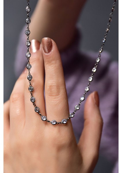 925 Ayar Gümüş Siyah Rodyum Sıralı Zirkon Taşlı Kolye