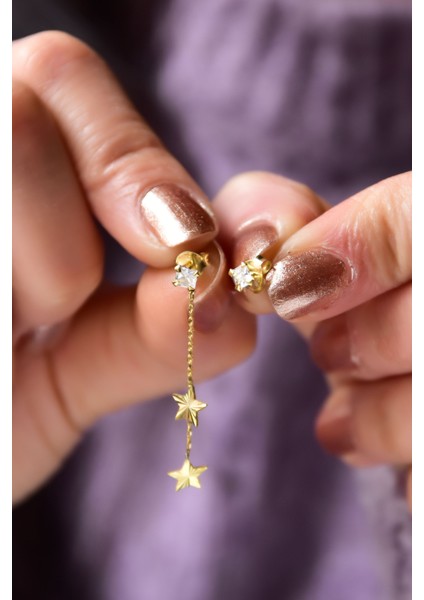 925 Ayar Gümüş Gold Kaplama Kalemli Çift Zincir Yıldız ve Tektaş Küpe fiyatları