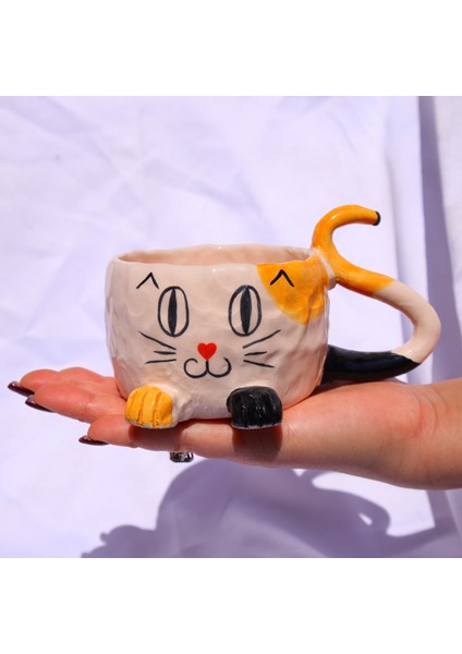 Sevimli Kedi Desenli El Yapımı Seramik Kupa Benzersiz Tasarım 200 ml