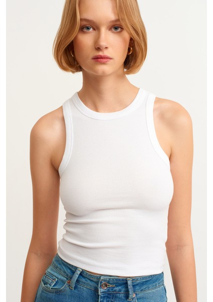 3'lü Paket Fitilli Halter Yaka Örme Atlet fırsatları