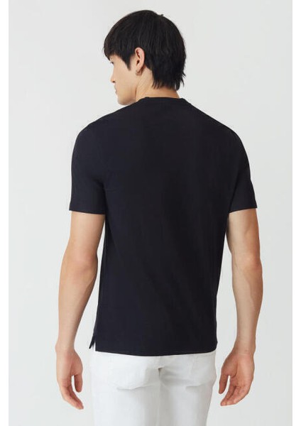 Erkek İpek Apreli Basic V Yaka T-Shirt SIYAH TS22Y22012_D99