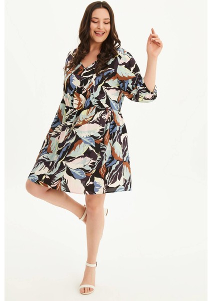 V Yaka Bağlama Detaylı Elbise