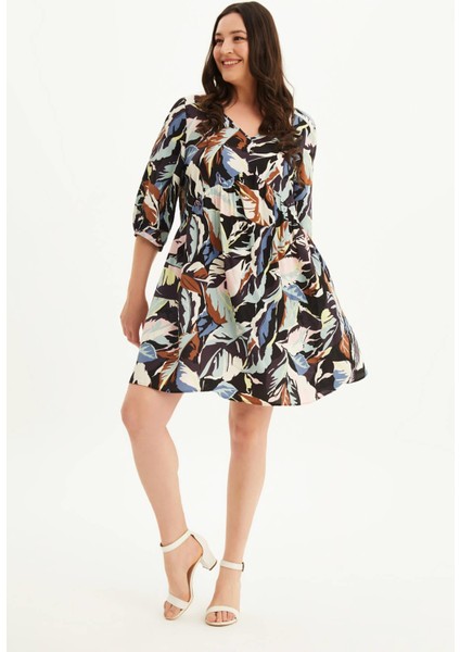 V Yaka Bağlama Detaylı Elbise